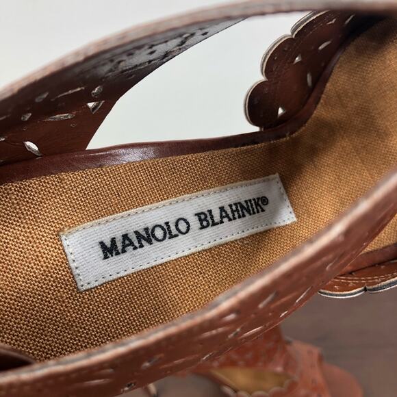 Manolo Blahnik Brown Perforated Open Toe Lace Back Sandals Heels Size 38 - Picture 2 of 10